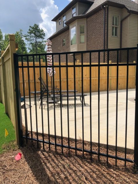 Capped Priv With Alum From Brochure 2 fence installed by Shelby Fence Company in Alabaster, AL